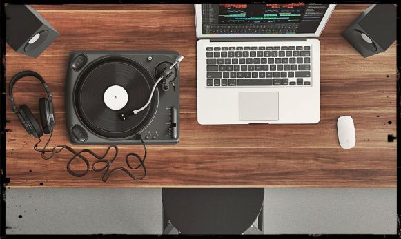 turntable-1337986_grunge edit