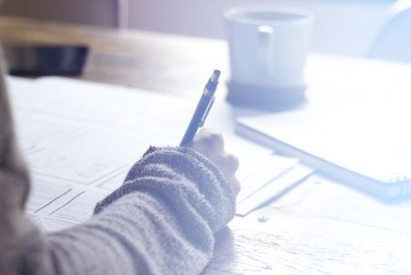 writing-828911_1920