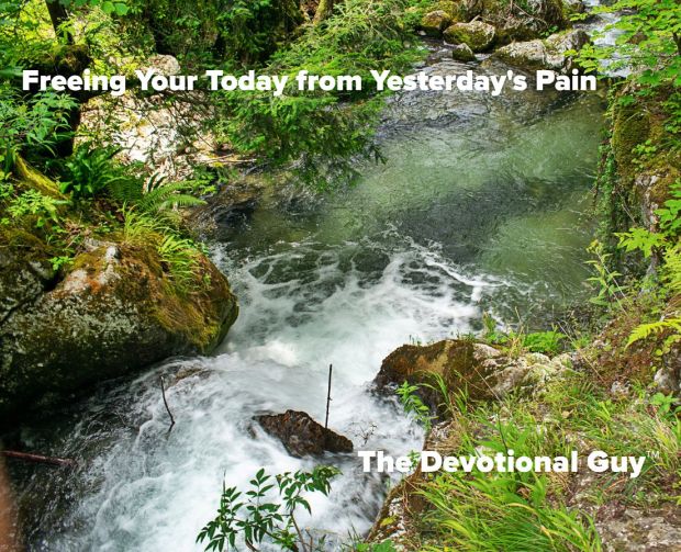 waterfall-3599547_1920